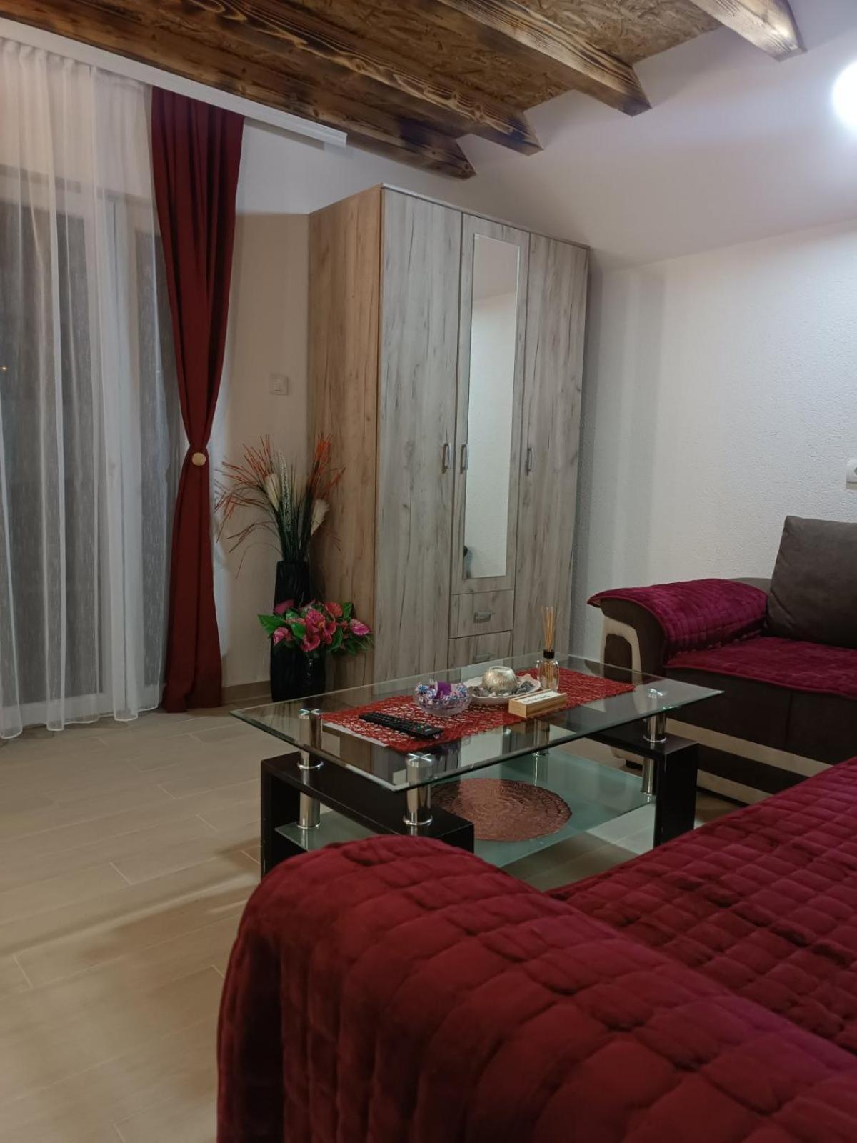 Apartmani Lena Plužine Εξωτερικό φωτογραφία